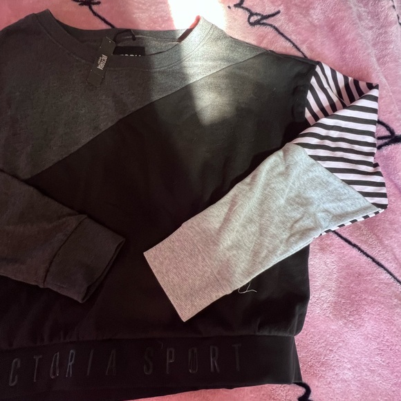 Vs campus pullover Cropped Logo Waist 2018 collection - Picture 2 of 13